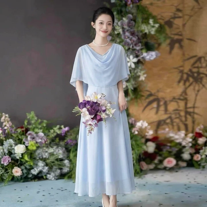 有里布2026夏季新款女法式温柔风轻奢设计感收腰显瘦连衣裙D6081