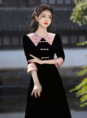 赫本风轻奢气质连衣裙2025秋季新款新中式国风显瘦长裙TX0140A