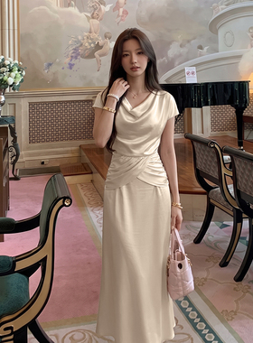 2026夏季新款法式高级感绝美时尚收腰气质优雅修身连衣裙女D8749
