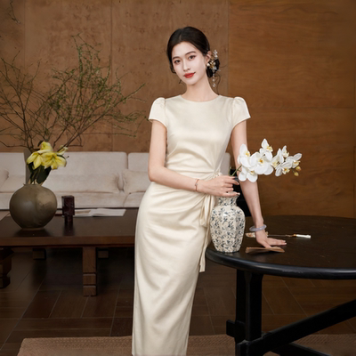 2026夏季时尚法式轻熟风收腰显瘦气质修身高级感连衣裙女D8711