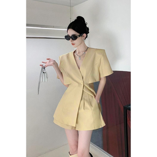 2026新款 时尚 气质露腰西装 外套套装 上衣两件套1629 高腰阔腿短裤