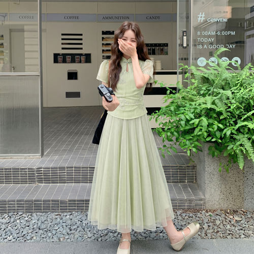 有里布2026夏季新款女新中式国风设计感收腰显瘦气质连衣裙D8426