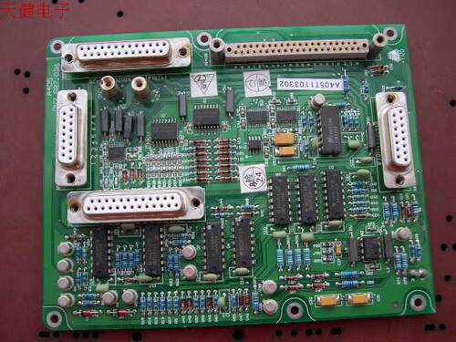高级线路板 带很多2N2222A和LM139J