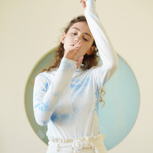 天空蓝扎染 打底衫 堆堆领 连指 长袖 猫橘桃子