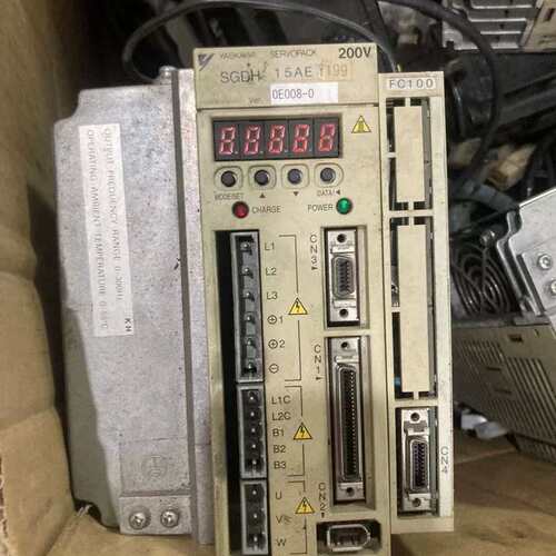 议价安川伺服驱动器SGDH-15AE Y199，功能完好，200可维修