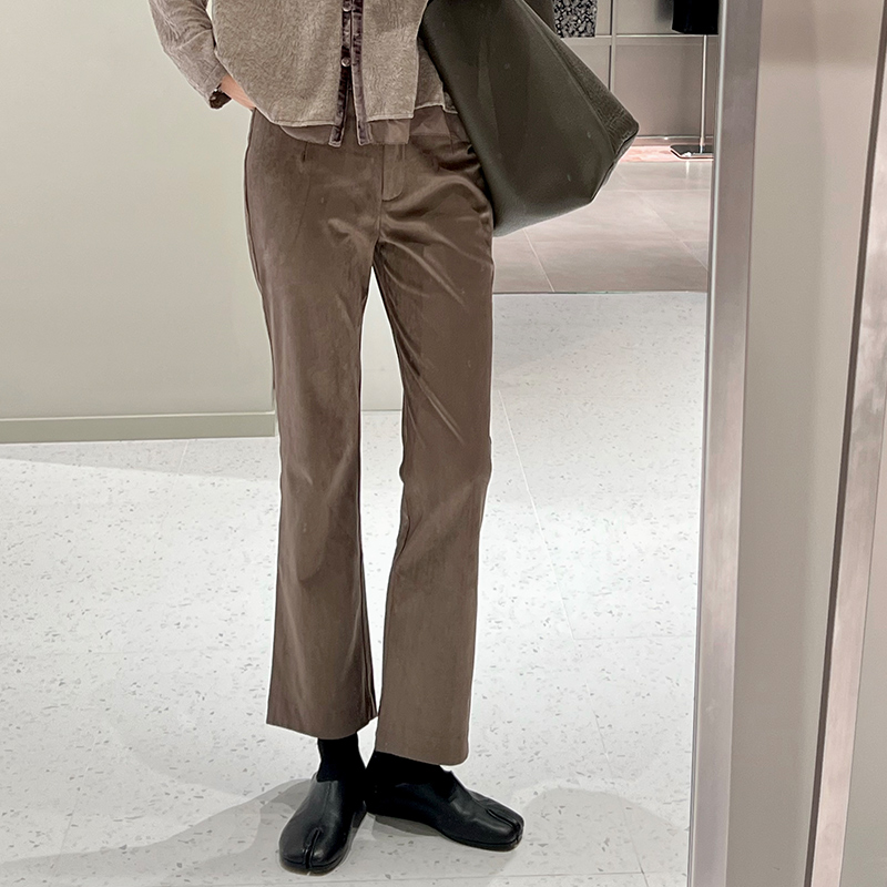 设计师原创麂皮微喇叭长裤