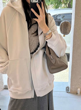 NW8 0EN 《Solitude》毛毛底针织阔型外套 连帽气质休闲上衣女