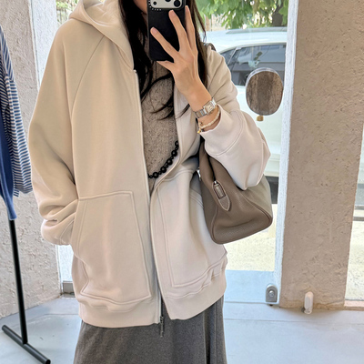 设计师原创毛毛底针织阔型外套