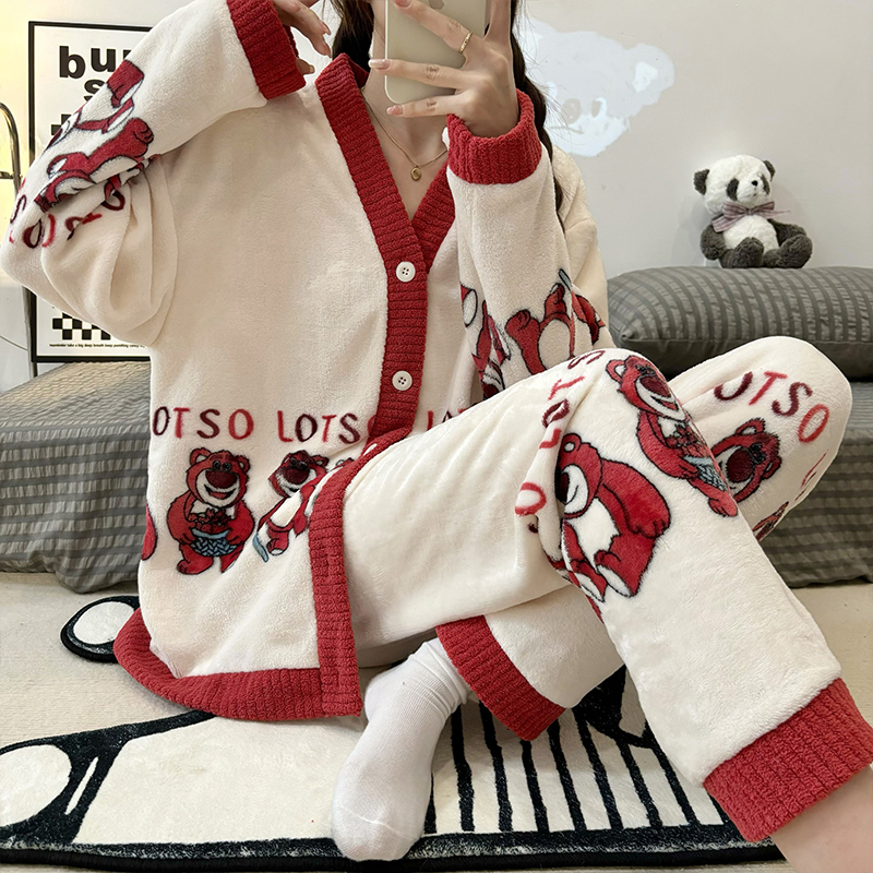 女加厚珊瑚绒家居服套装