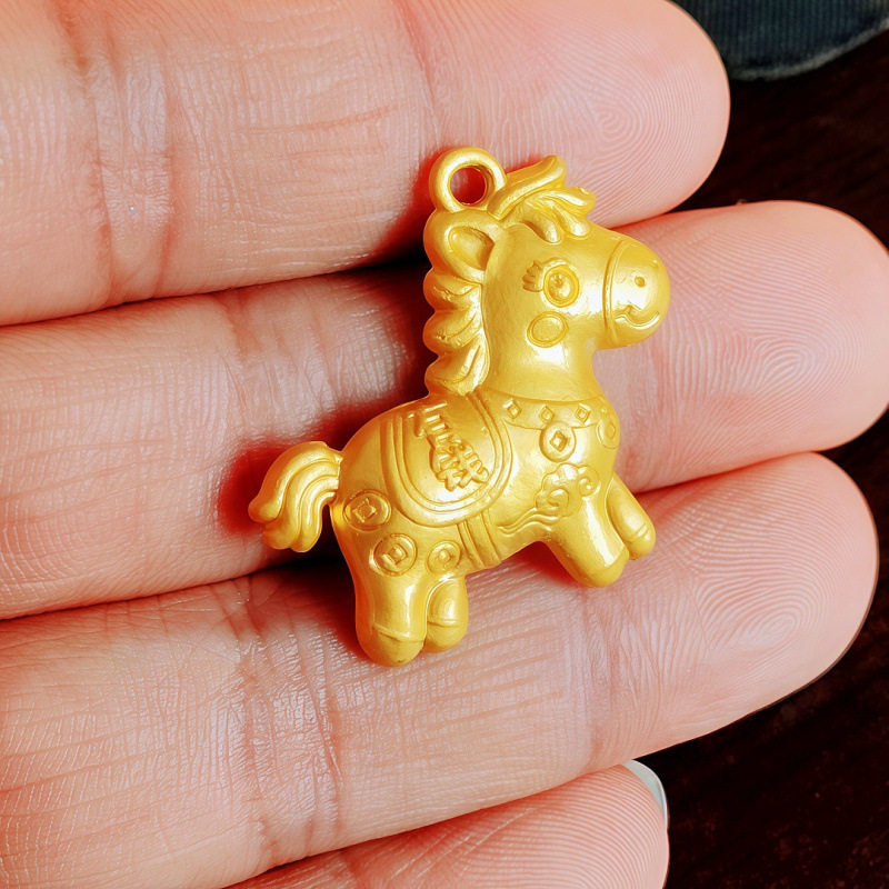 马年金店同款仿真马上有钱生肖马吊坠沙金色项链精美挂件配饰送礼