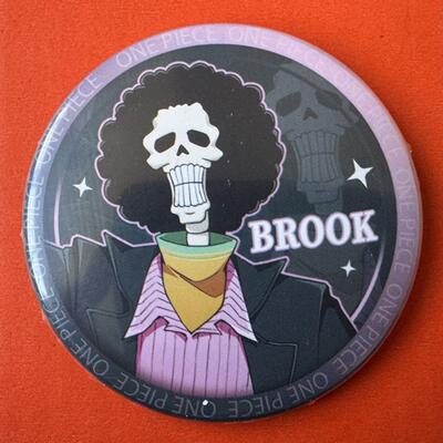 正版日谷 新款海贼王onepiece宝藏 吧唧 徽章布鲁克 56mm谷子周边