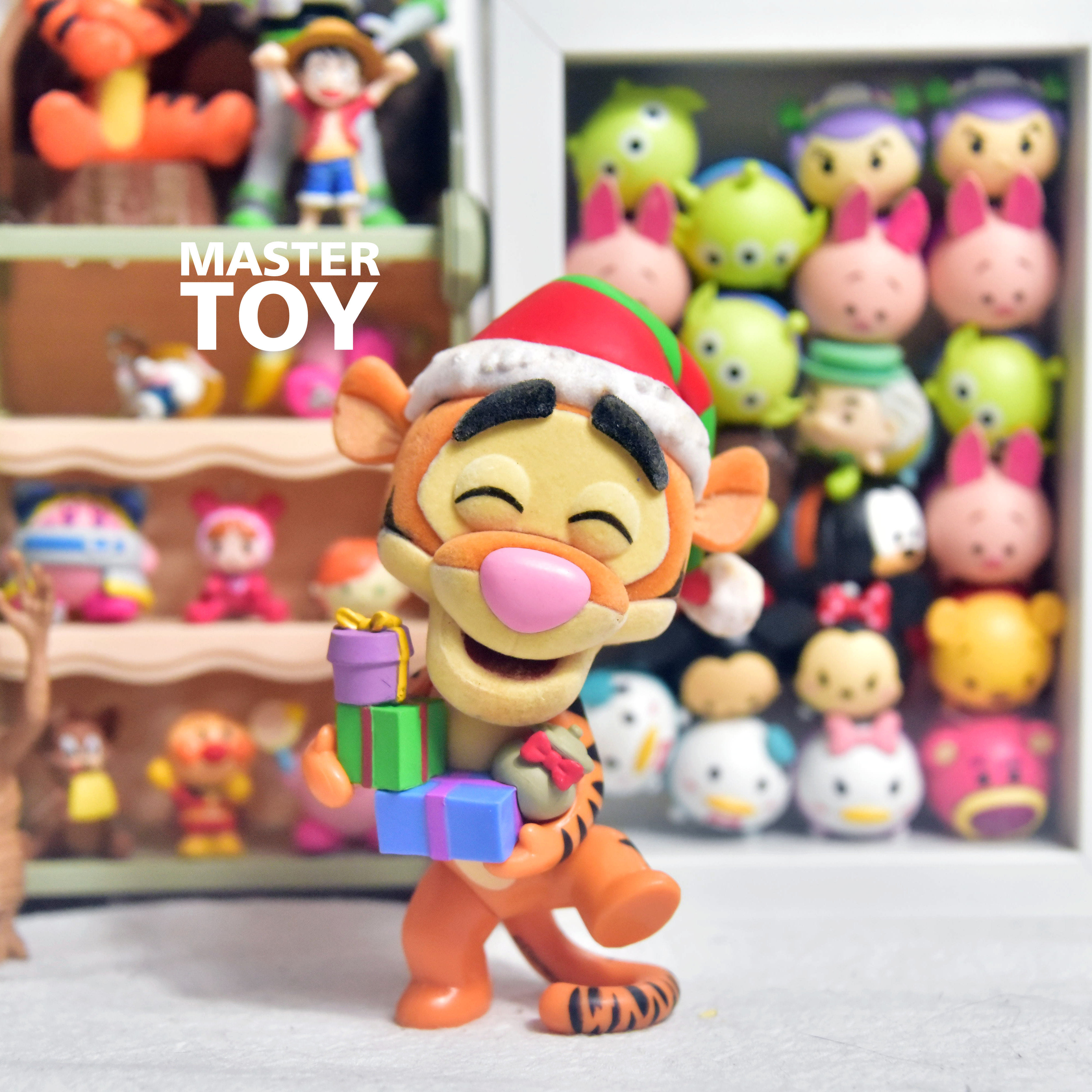 现货散货跳跳虎圣诞款可爱卡通公仔手办模型摆件玩具