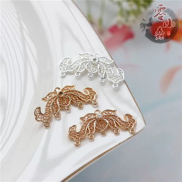 Товары от 零小蠢饰品配件批发