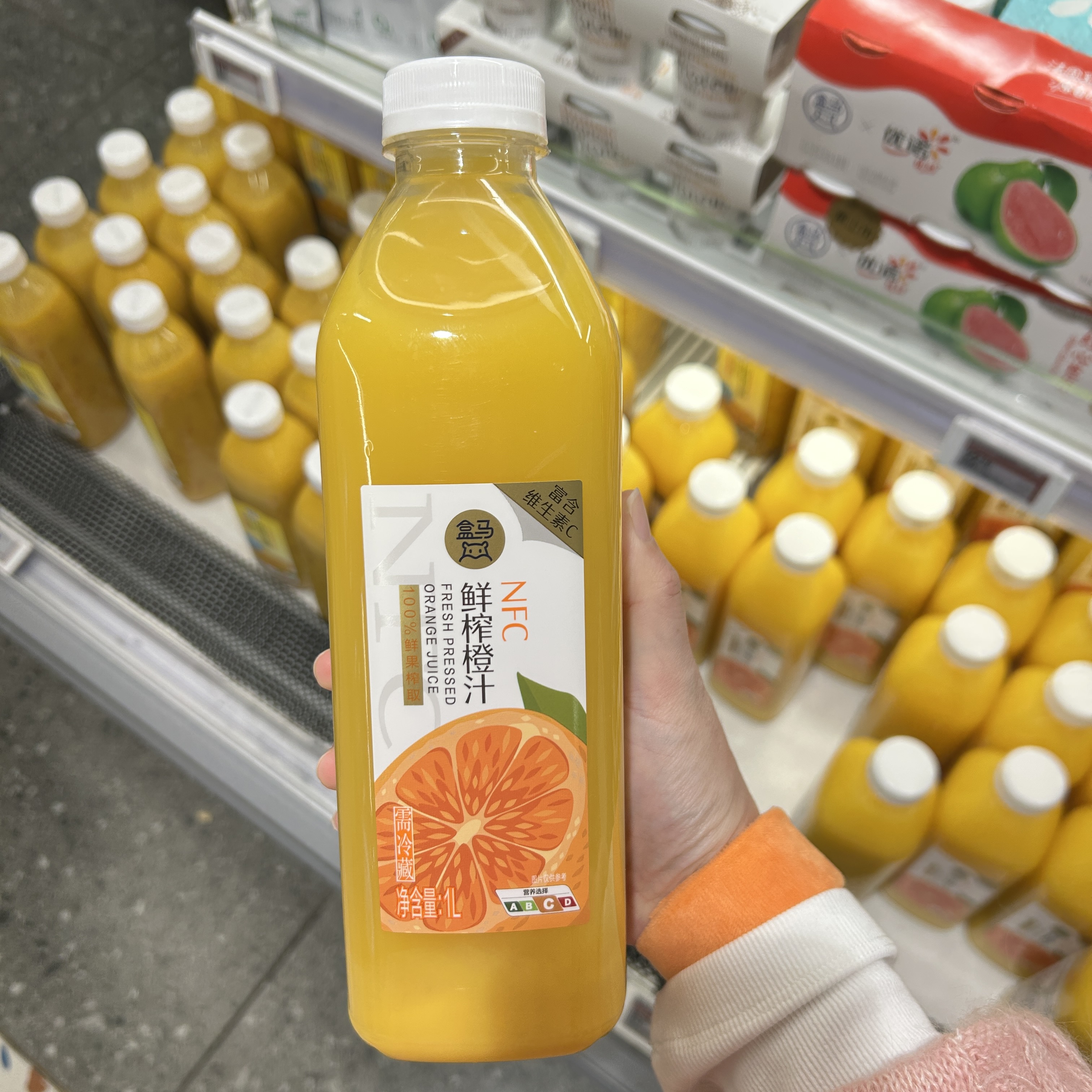 盒马代购 NFC鲜榨橙汁/红心芭乐复合果汁1L/瓶