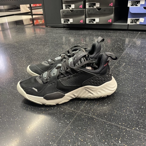 耐克Jordan男子运动实战篮球鞋CD6109两色/10