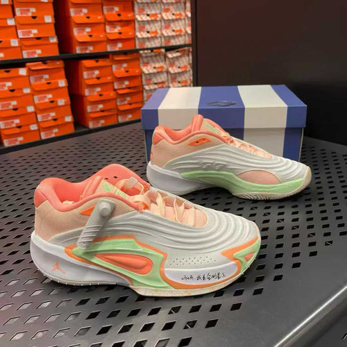 雪宁代购，耐克男子JORDAN LUKA 3 PF篮球鞋FQ1285-101