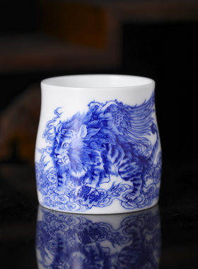九段烧-九段妙手 山海经生肖虎杯--陶瓷主人杯手绘有差异