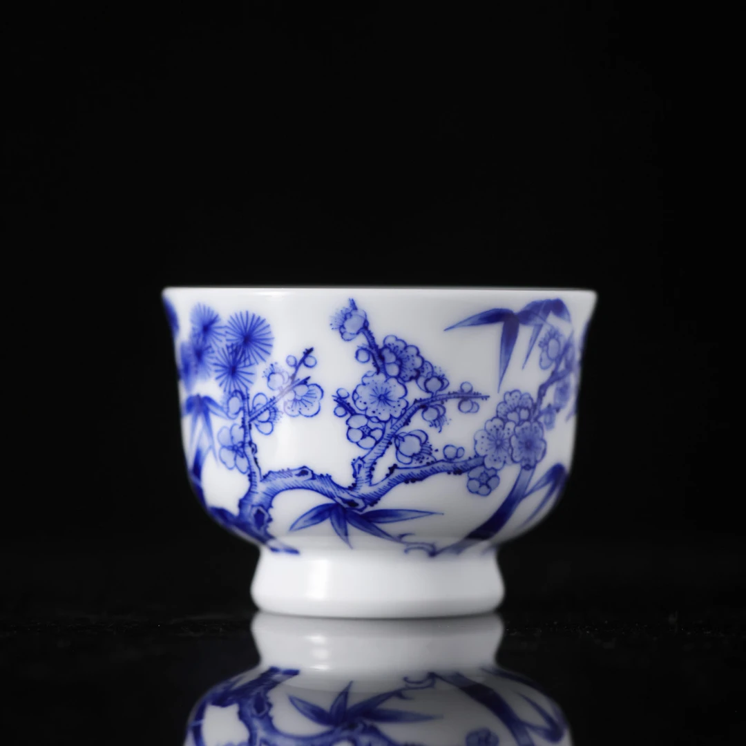 九段烧  妙手青花松竹梅高足杯