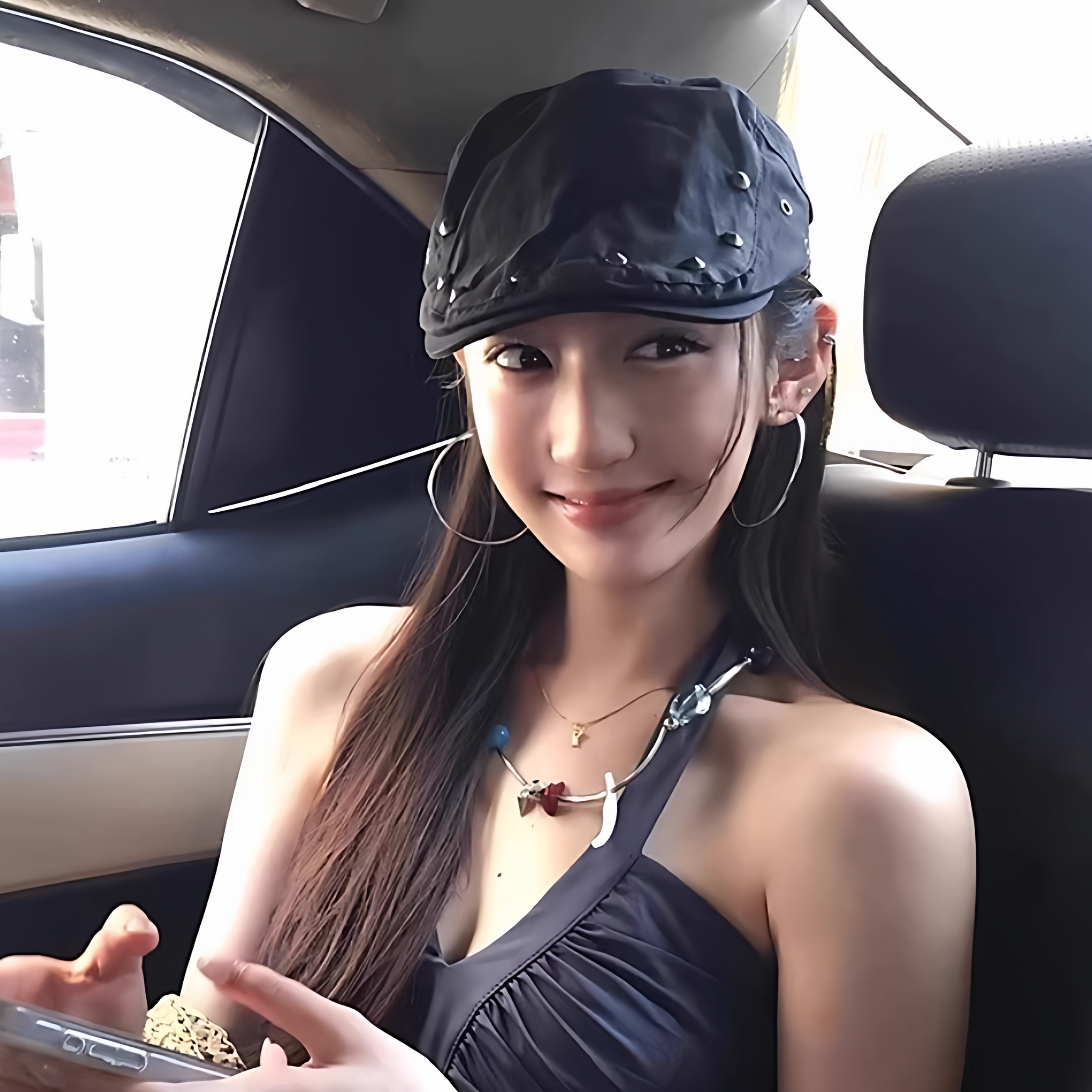 黑色复古朋克铆钉前进帽女夏薄个性小众鸭舌贝雷帽显脸小画家帽子
