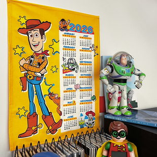 马吉吉 玩具总动员胡迪2026卡通日历挂布卧室宿舍装饰挂历背景布