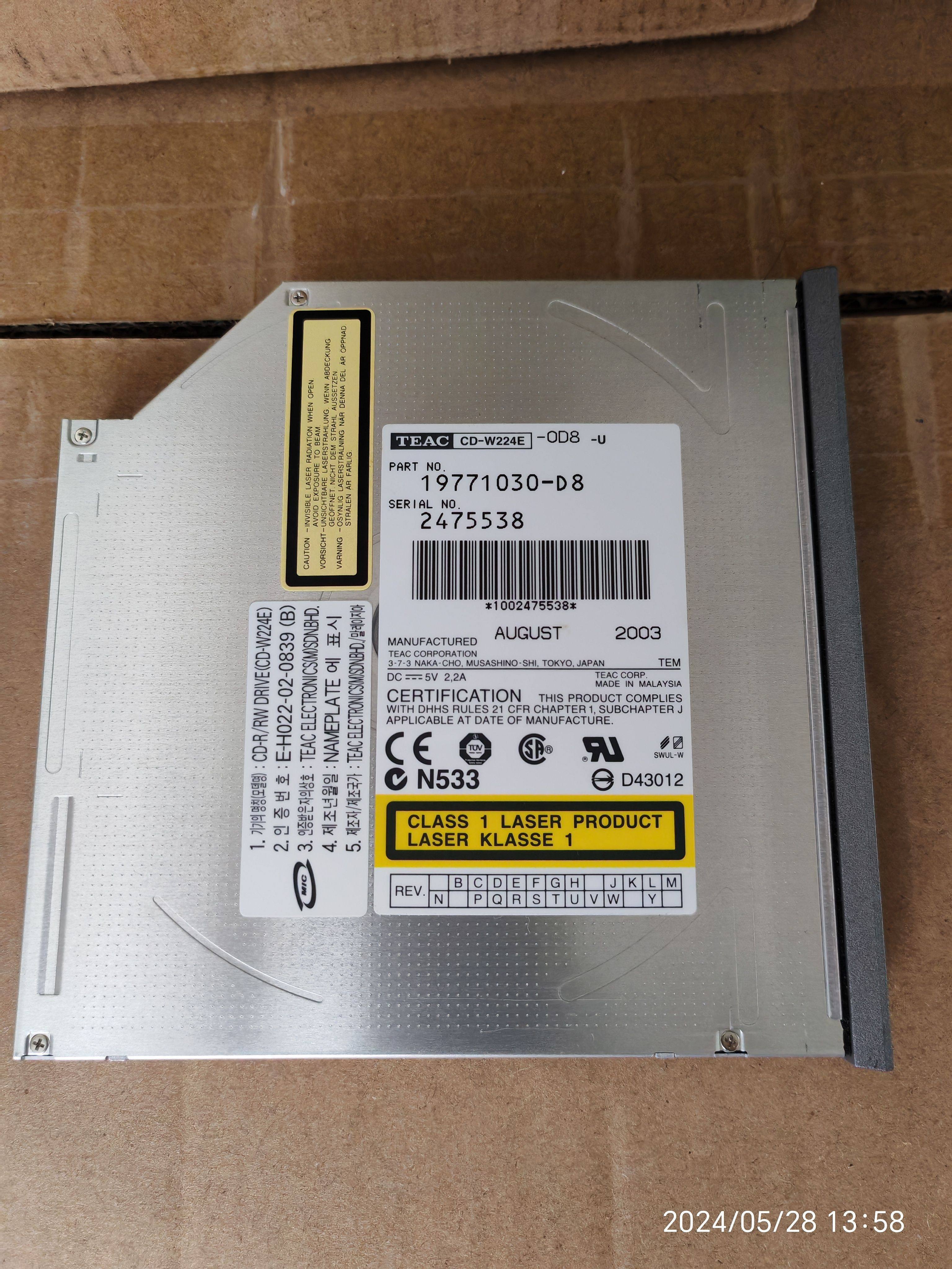 原装高音质CD刻录机 TEAC CD-W224E 笔记本内置ide光驱 CD刻录图片