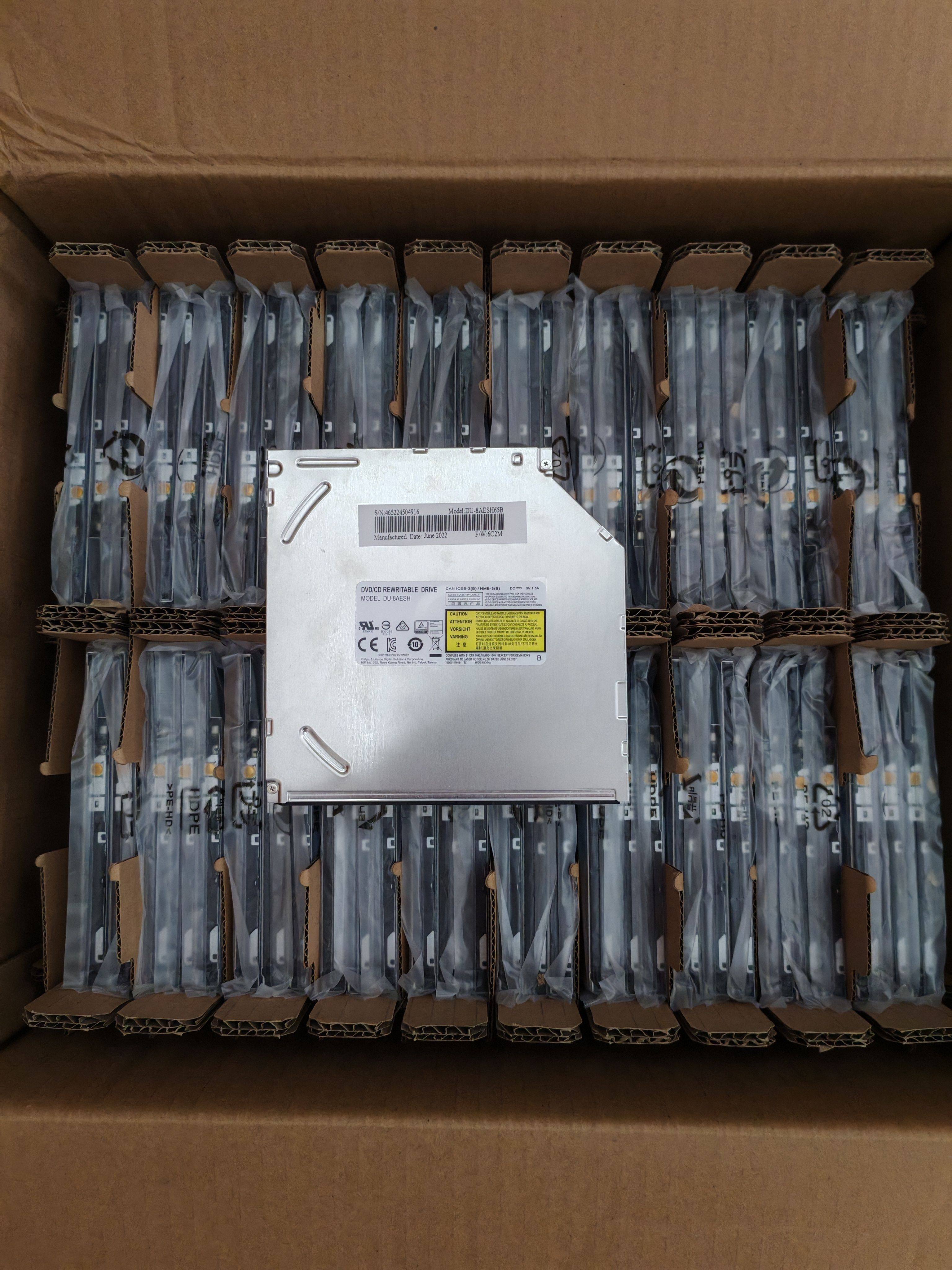 建兴DU-8AESH笔记本 小机箱刻录机9.5mm 内置通用CD DVD刻录机图片