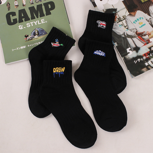 棉 低帮滑板潮袜男士 夏季 黑色潮流短袜子男女欧美街头卡通刺绣工装