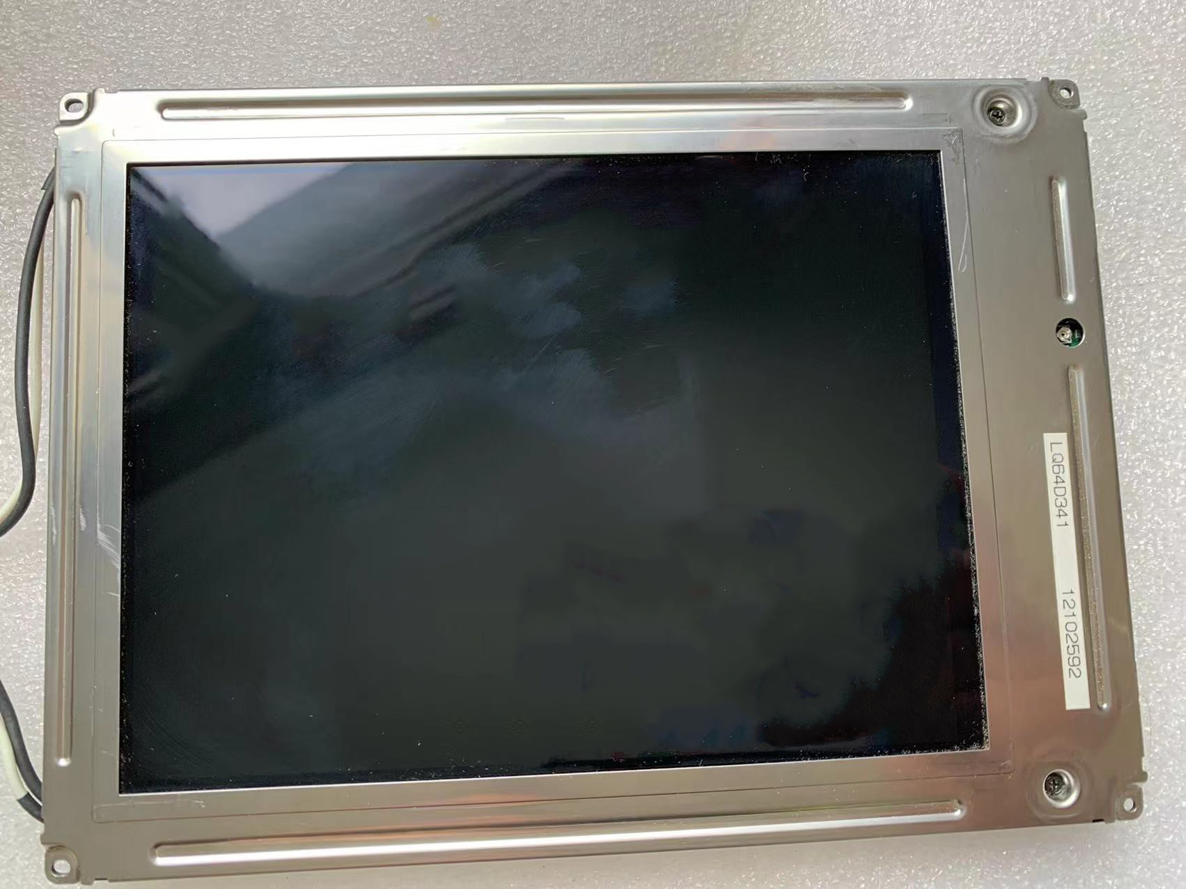 夏普6.4寸液晶屏LQ64D341
