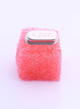 原装49S-4.096-20-20-20/A全新4.096MHz 20ppm 20pF正品