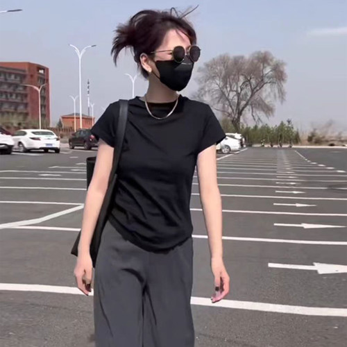 短袖简约百搭常规基础款纯棉T