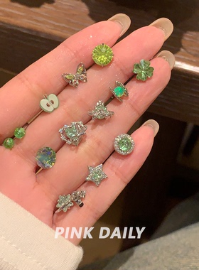 Pink Daily绿色爆闪华子锆石钛钢耳骨钉女高级感蝴蝶精致耳钉耳饰