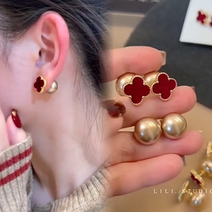 法式复古植绒红色四叶草香槟珠珠耳环一款两戴耳钉轻奢高级感耳饰