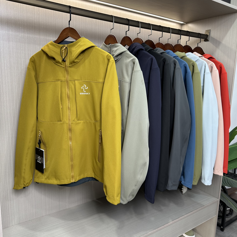 连帽春秋标准薄绒情侣款软壳衣