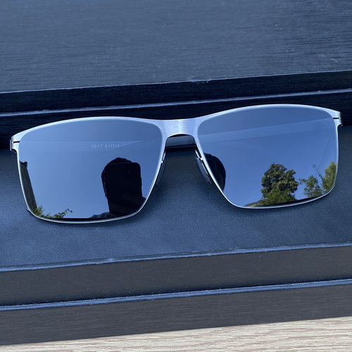 马登新款时尚单梁超轻尼龙偏光镜