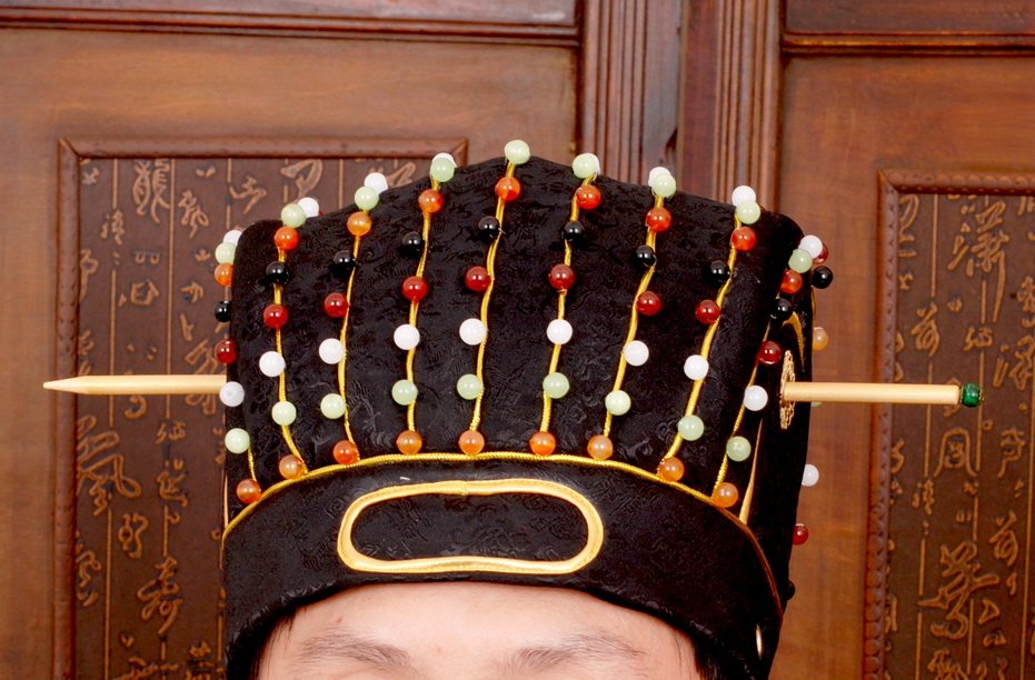 独家复原汉服服装设计定制-男冠帽子九梁定玛瑙珠皮弁梁冠博物馆