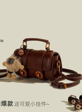 高级感外出小拎包包女式2025年秋冬古美拉德单肩包斜挎剑桥包女包