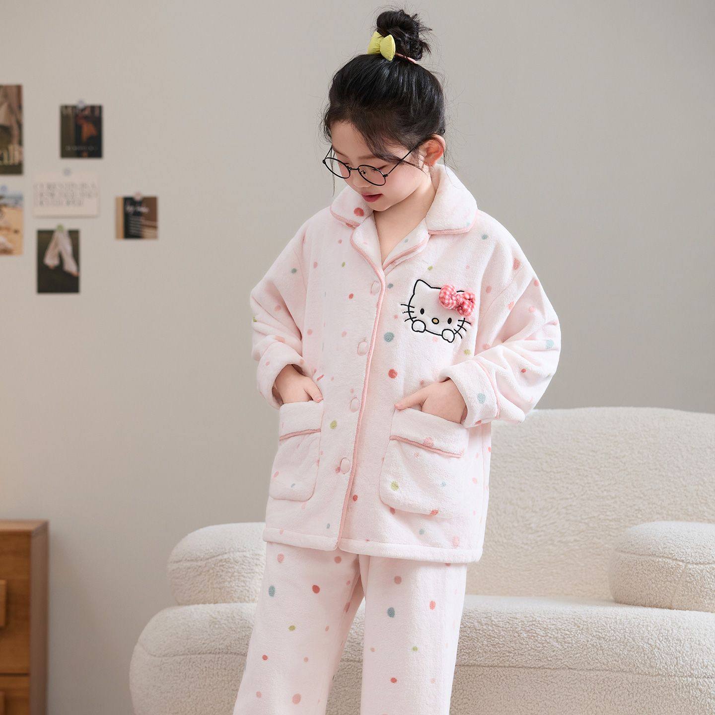 儿童可爱hellokitty珊瑚绒睡衣女童冬季保暖法兰绒女孩大童居家服,童装/婴儿装/亲子装,家居服套装,淘宝优惠券,粉丝福利购,淘宝优惠卷