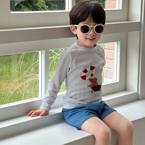 男童泳衣儿童夏季2026新款速干防晒条纹分体泳装宝宝度假游泳装潮