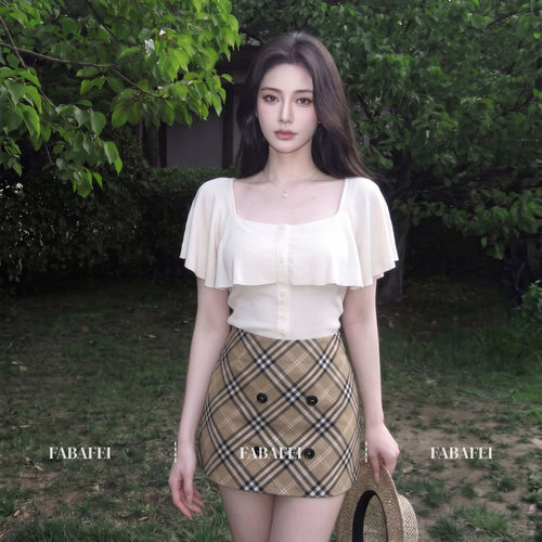 邻家少女风方领针织t恤女2026夏季双层荷叶边修身显瘦短袖打底衫