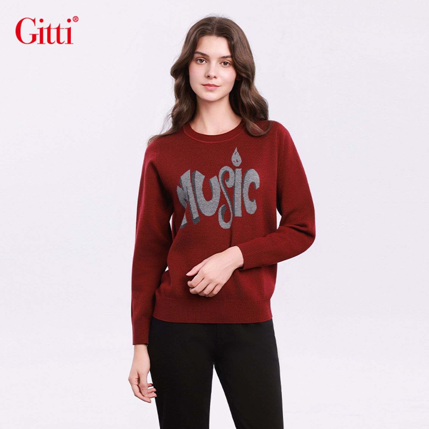 字母绵羊毛圆领针织衫女宽松大码