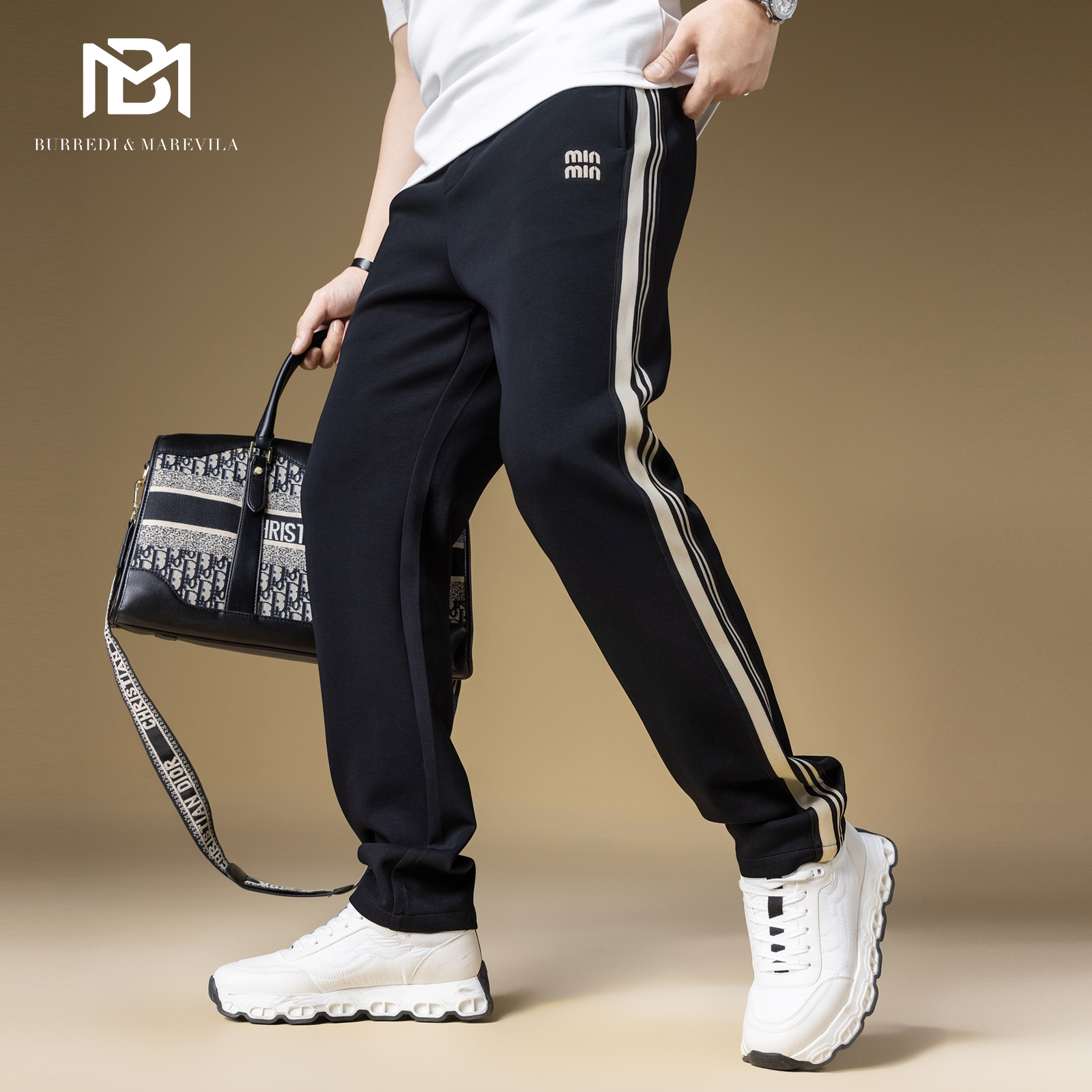 BM男士高端休闲裤2024新款潮流侧条纹裤子男刺绣字母运动卫裤秋季