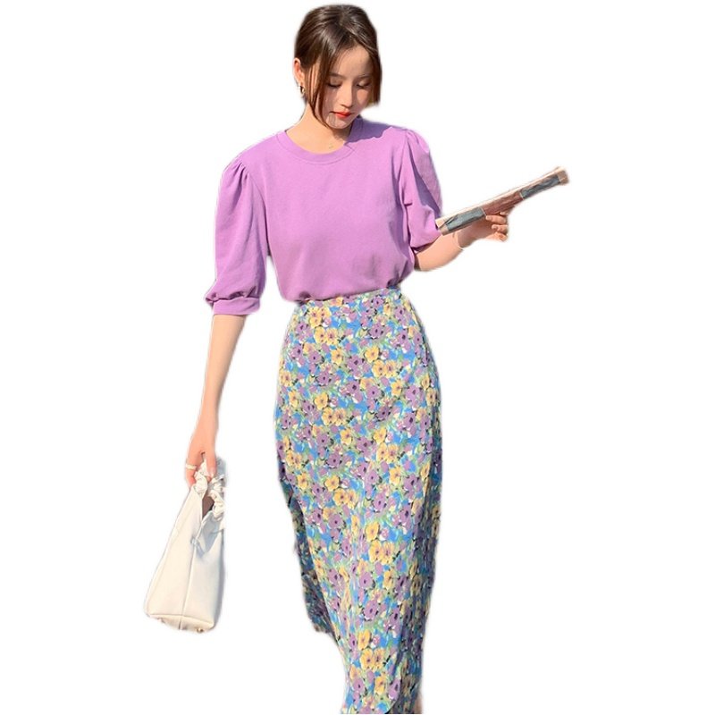 【2022夏新品】有宽松显瘦T恤+碎花半裙两件套装P105K158,女装半身裙,浙宝257