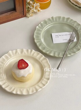 点心盘子高级感6寸小碟子陶瓷餐具ins风家用甜品盘精致水果蛋糕碟