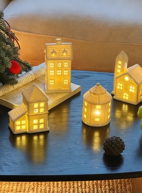 北欧圣诞陶瓷带灯窗户小房子