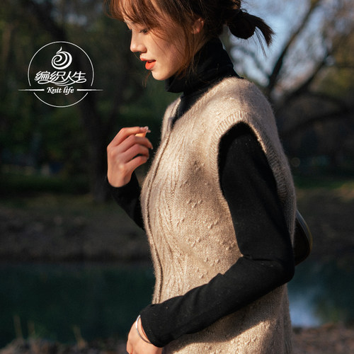 春款毛衣背心温暖厚实手工编织