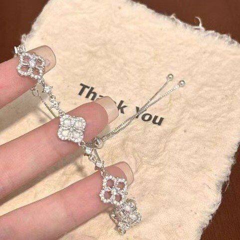 满钻四叶草锆石手链女生轻奢高级感小众优雅可调节2025爆款手饰,特色手工艺,其他,淘宝优惠券,粉丝福利购,淘宝优惠卷