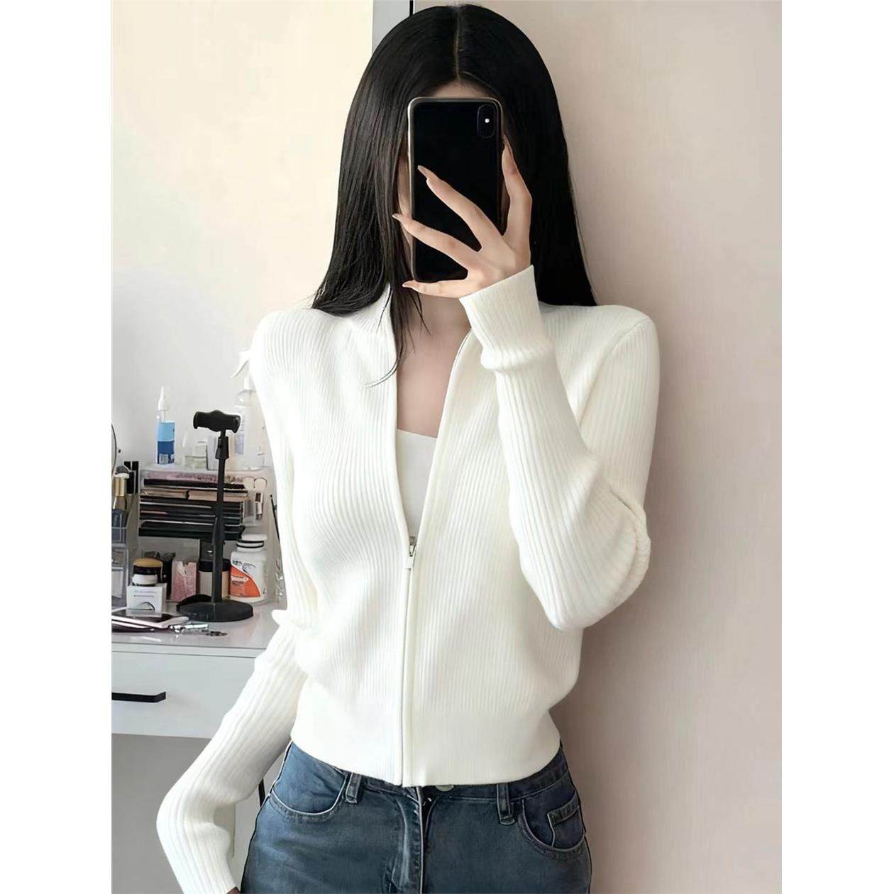 白色毛衣针织开衫外套女2025秋冬新款温柔风外穿拉炼通勤打底上衣