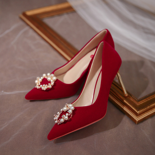 结婚敬酒鞋 低跟婚纱酒红色高跟鞋 新娘婚水钻加绒秋冬中式 秀禾鞋 子