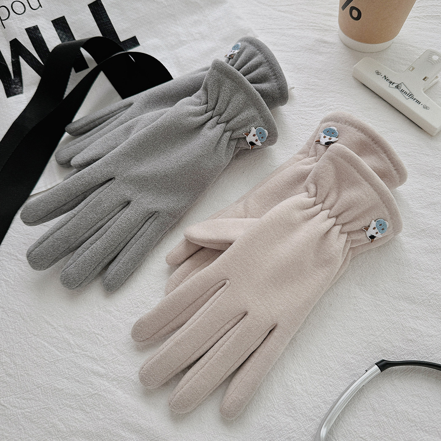 手套女款秋冬天防寒加绒加厚