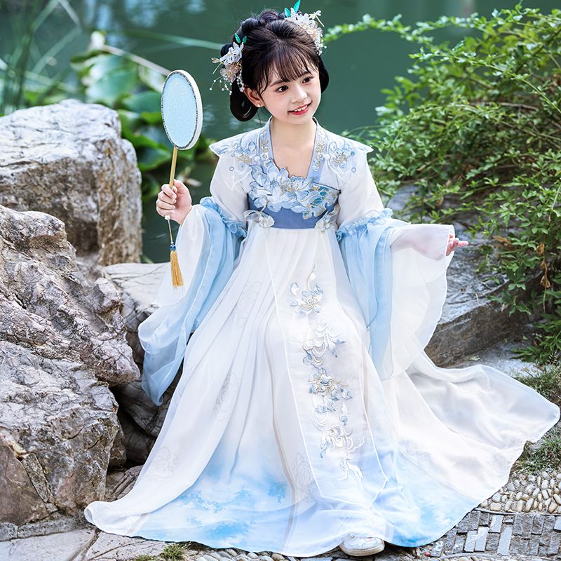 女童仙气飘飘汉服春夏2026新款图片